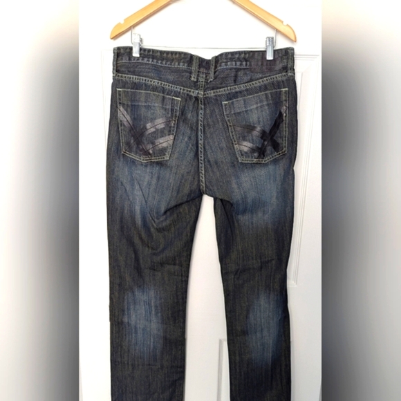 Kenneth Cole Reaction Men's Bootcut Jeans (34 X 32) - Picture 4 of 16